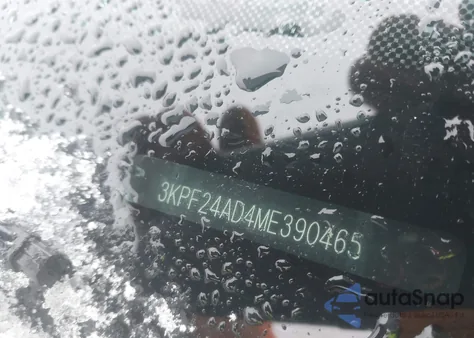 2021 Kia Forte Lxs z USA, uszkodzony, nr VIN 3KPF24AD4ME390465